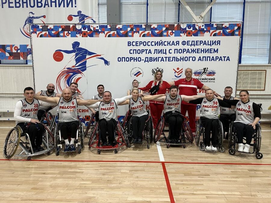 Студент РГУ СоцТех в составе московской команды — серебряного призёра первого круга чемпионата России по баскетболу на колясках