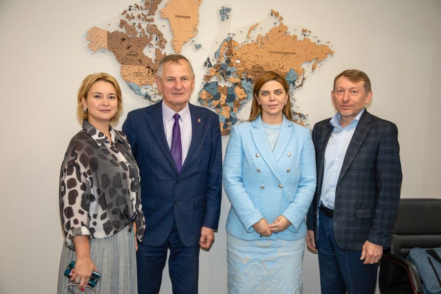 59e5fbfd-bdb9-40f1-ac3d-1294ac051f32_1