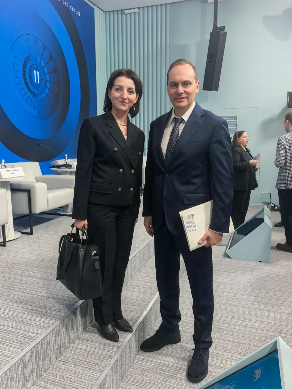 WhatsApp Image 2025-10-15 at 17.08.49 (2)