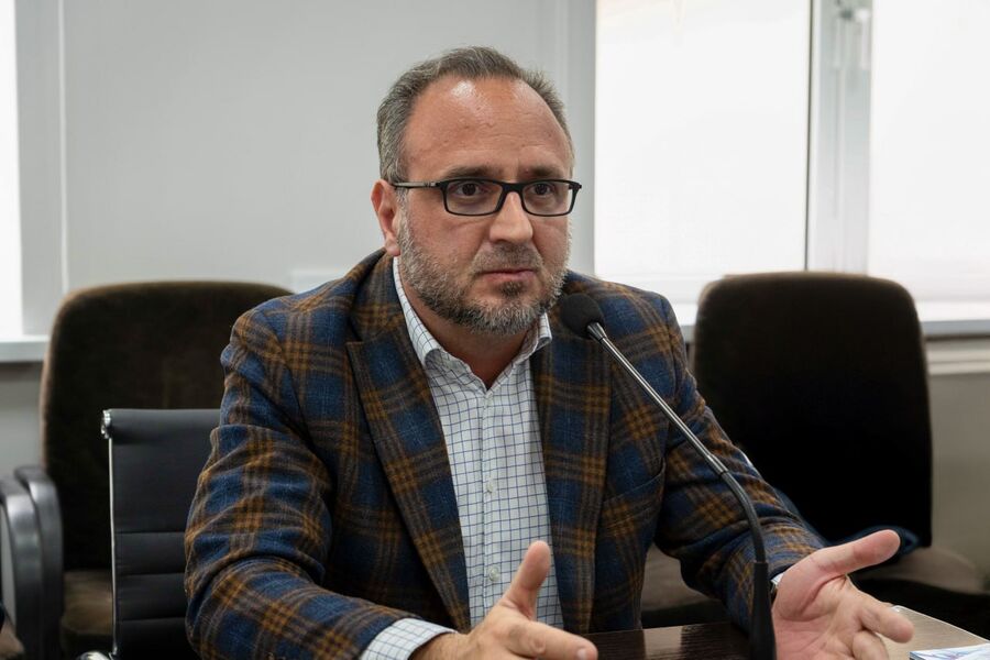 de6161ce-77e4-4745-985c-114767a3cf50