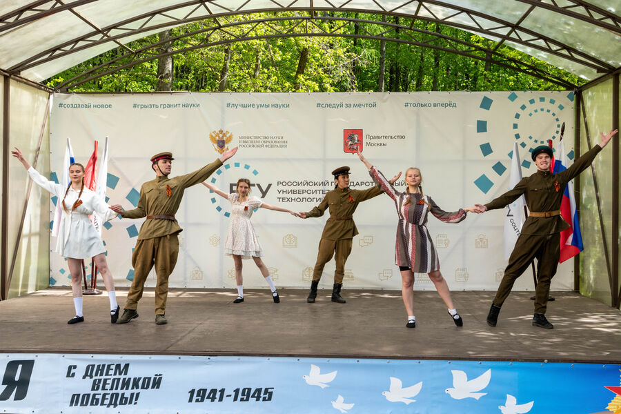 f856c0d9-3f43-4d99-a60d-f7755c0e41fc