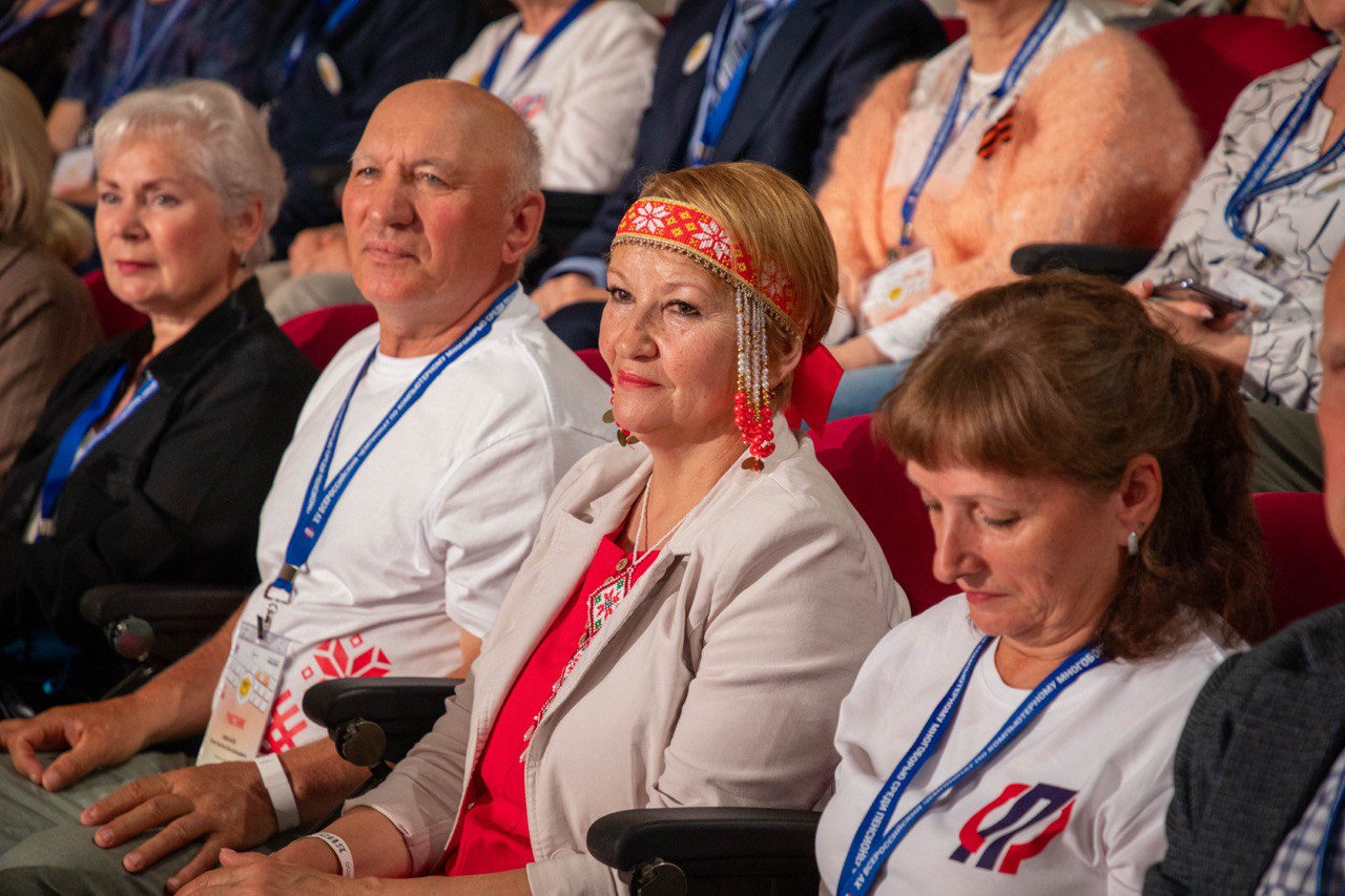 photo_5384252366582313116_y