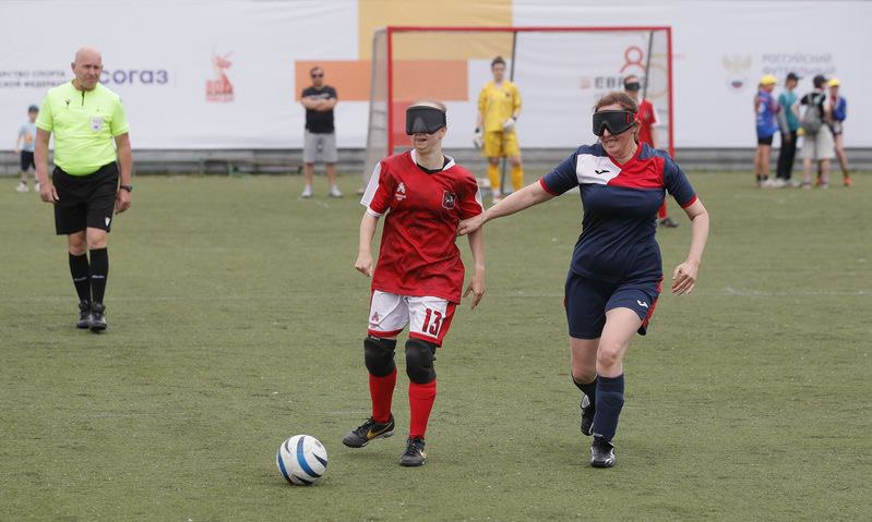 photo_5391115840285438981_x