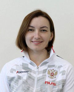 содействует поиску работы, отвечающей получаемой специальности и индивидуальным запросам студента, оказывает комплексную поддержку карьерного развития студентам и выпускникам РГУ СоцТех.