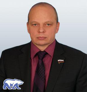 содействует поиску работы, отвечающей получаемой специальности и индивидуальным запросам студента, оказывает комплексную поддержку карьерного развития студентам и выпускникам РГУ СоцТех.