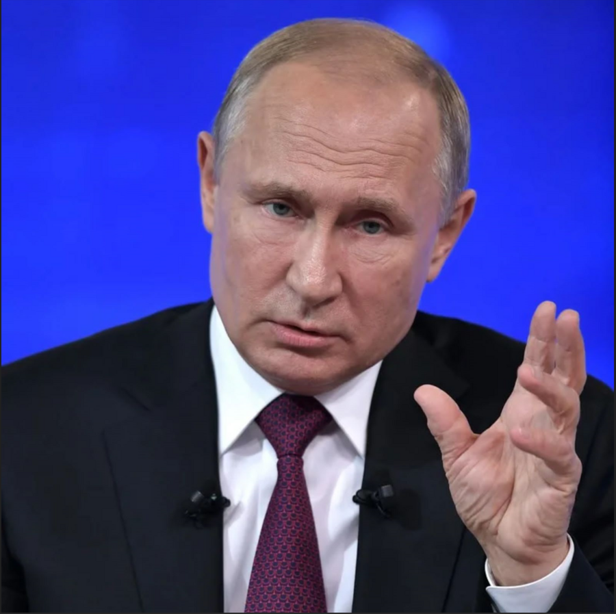 содействует поиску работы, отвечающей получаемой специальности и индивидуальным запросам студента, оказывает комплексную поддержку карьерного развития студентам и выпускникам РГУ СоцТех.